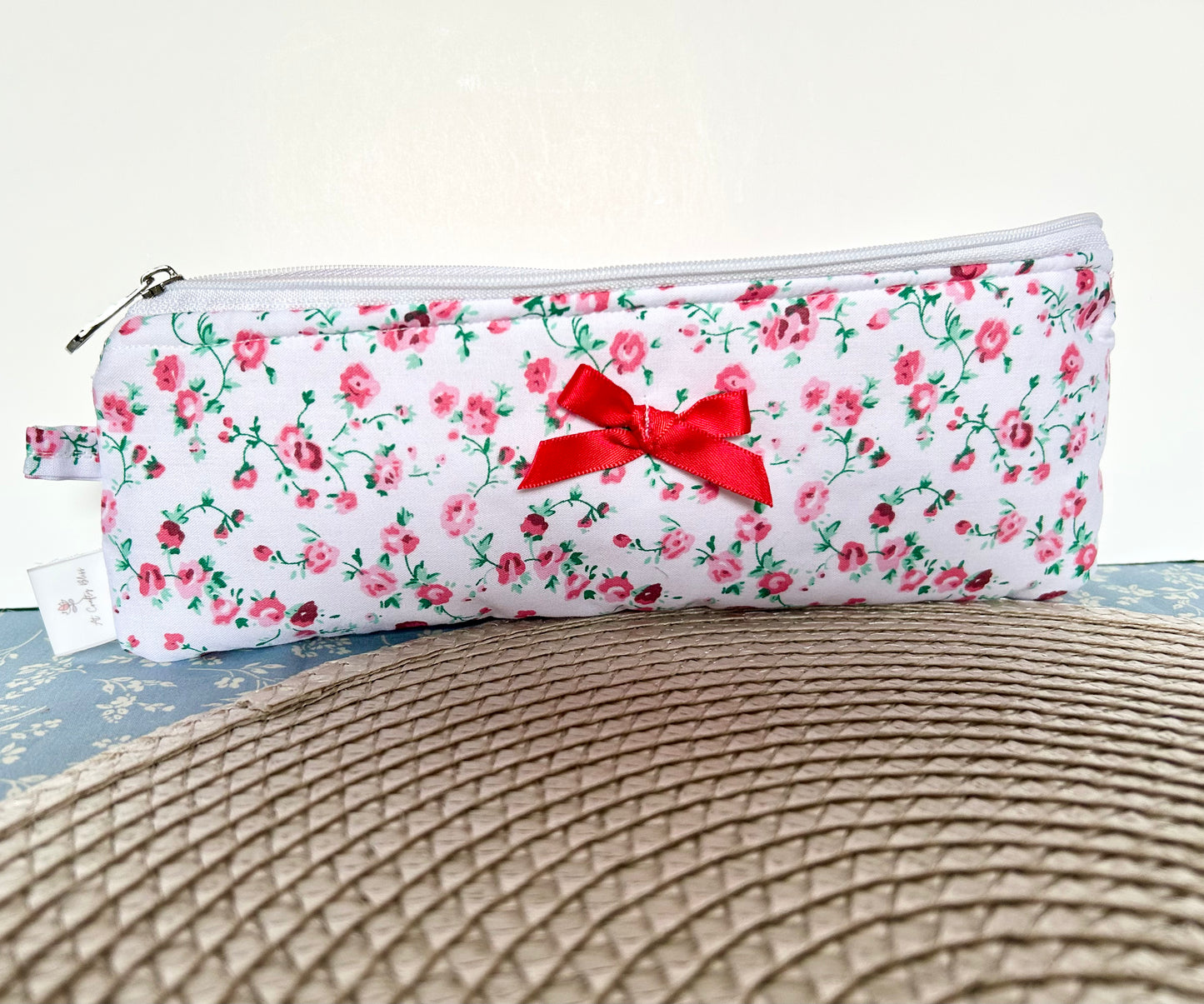 Make up brush/Glasses/Pencil Case